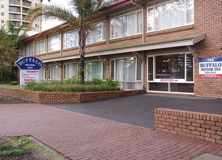 Glenelg Dockside Motel