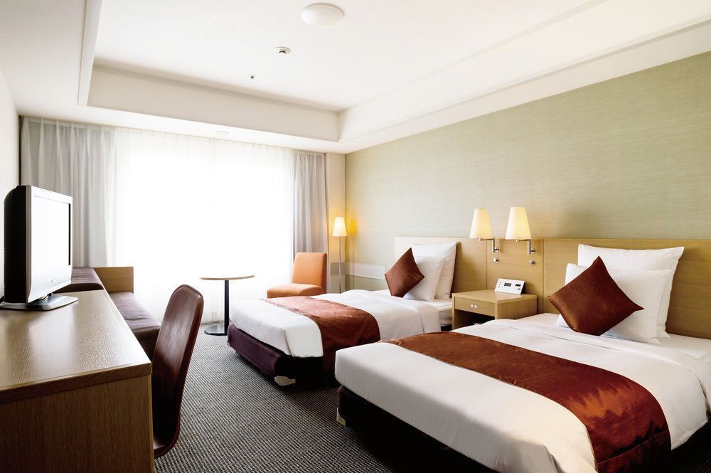 Crowne Plaza Ana Okinawa Harborview