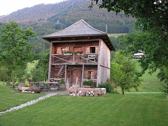 Outdoor Pictures 24