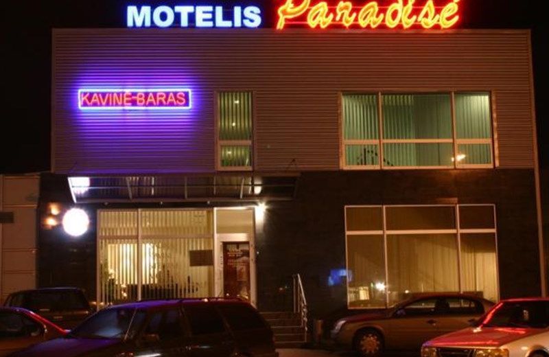 Motel Paradise