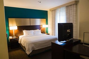 Residence Inn by Marriott Santa Clarita Valencia