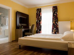 Hotel Image 1