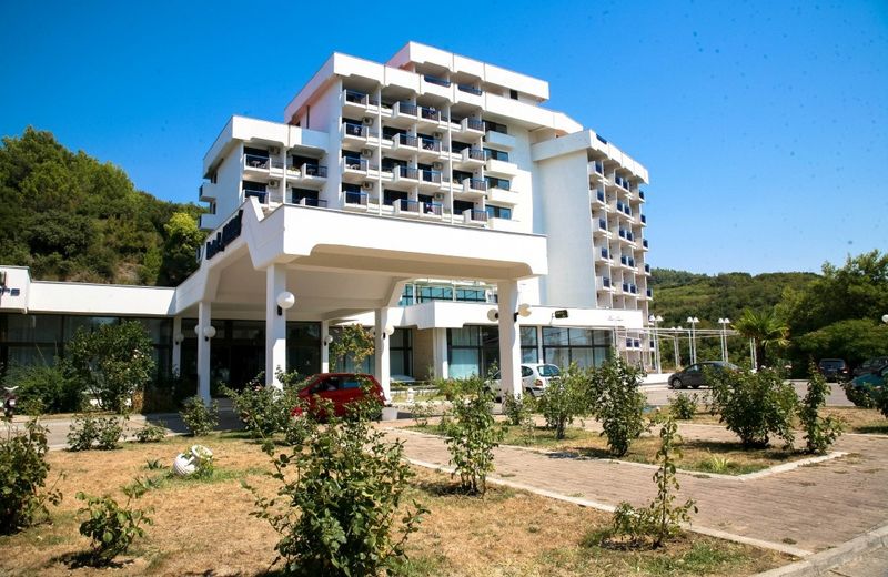 Hotel " ALBATROS " Ulcinj