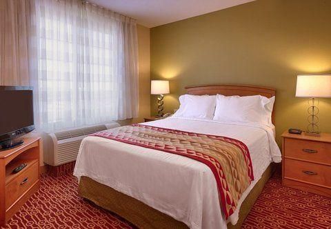 TownePlace Suites by Marriott Albuquerque Airport