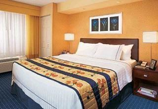 SpringHill Suites by Marriott Newark International Airport