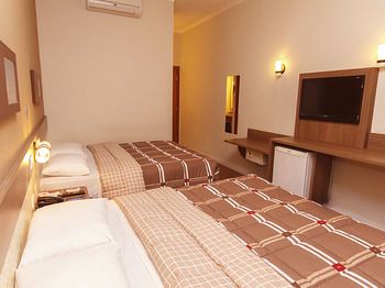 Strassen Hotel