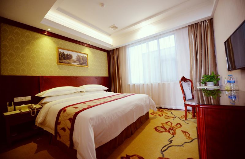 Vienna Hotel Shanghai Hongqiao Hub Jiading New City