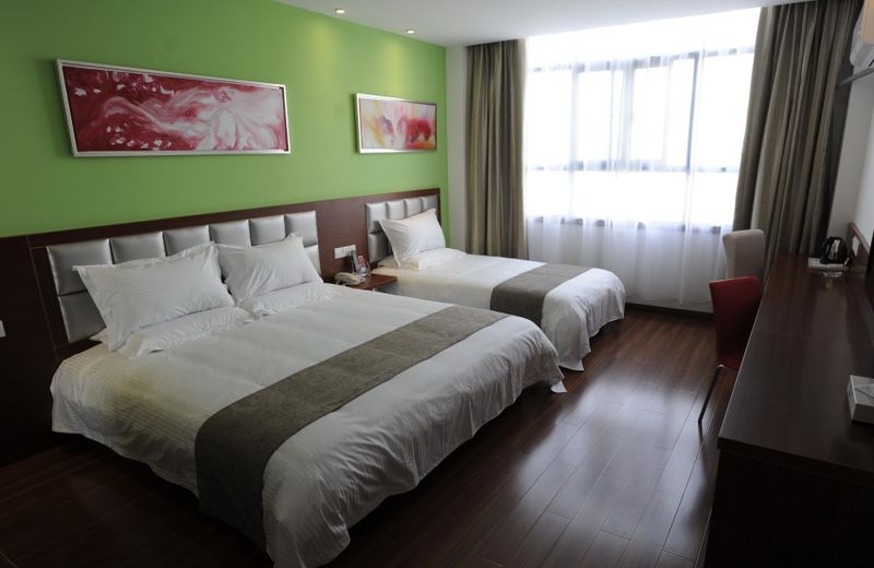 Wuhan Shuianmeiju Hotel