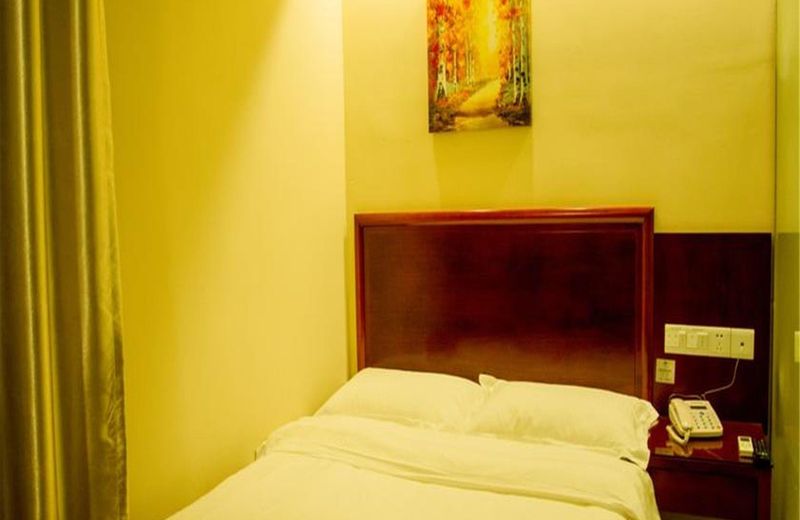 GreenTree Inn JiangSu Suzhou Changshu Xinzhuang Town Qingfang Garden Express Hotel