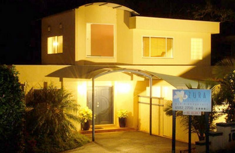 Azura Beach House B&B