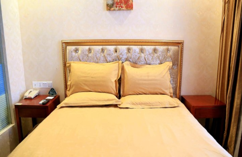 GreenTree Inn Shandong Qingdao Jiaozhou Sanlihe Park Express Hotel