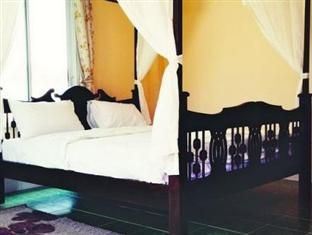 Phuaroon Resort
