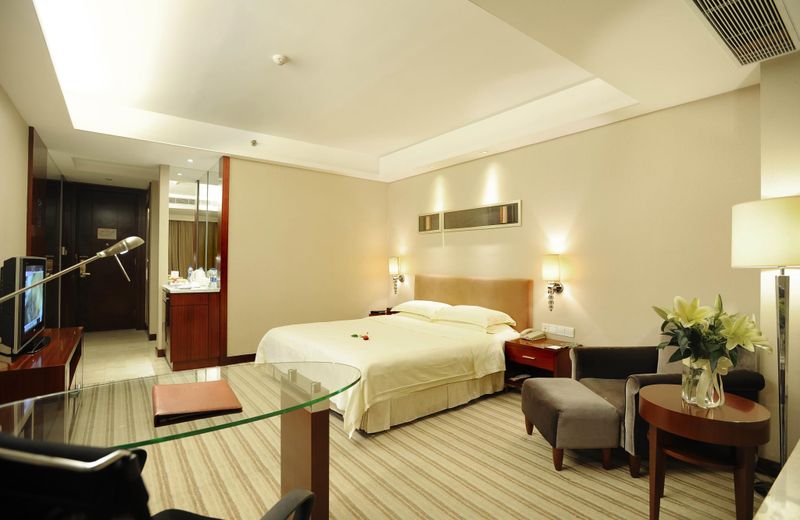 Leisure Hotel