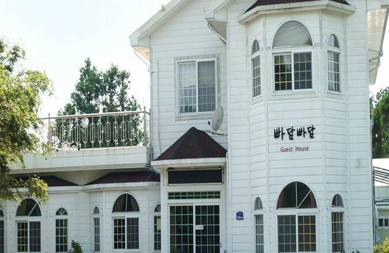 PADAM PADAM GUESTHOUSE