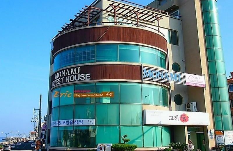 MONAMI GUESTHOUSE