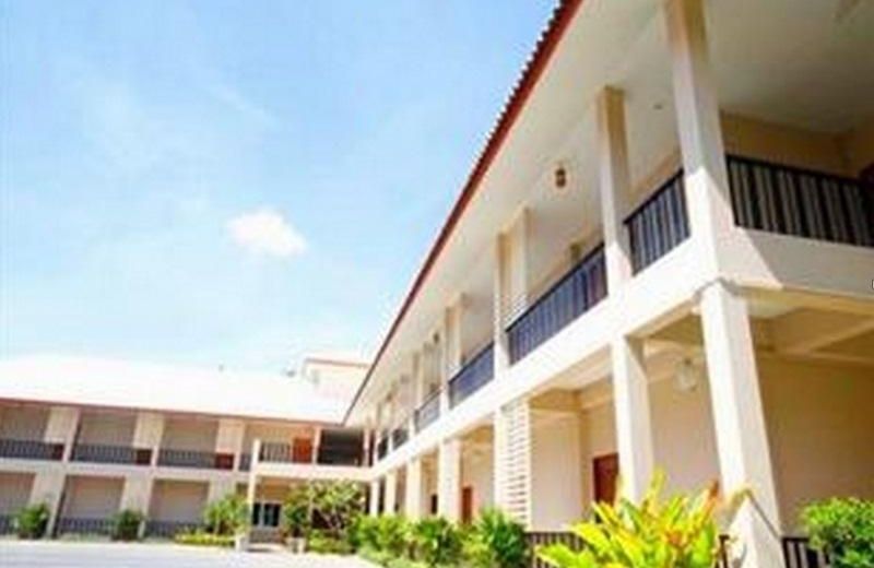 Lub D Resort