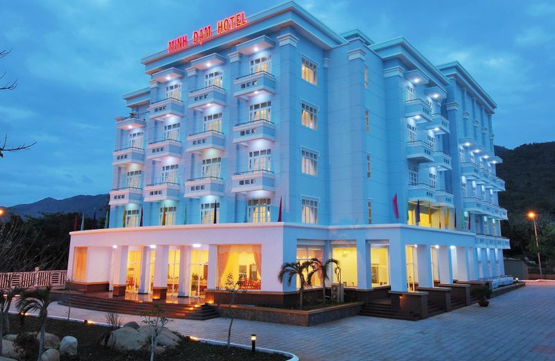 Minh Dam Hotel