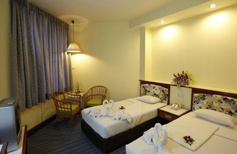 Jansom Plaza Chumphon Hotel
