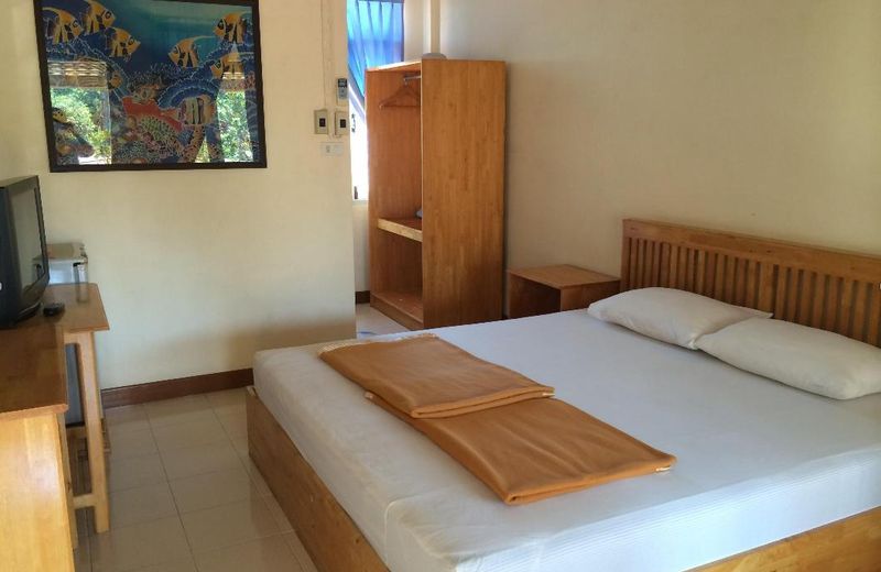 Ban Bangnangrom Hotel