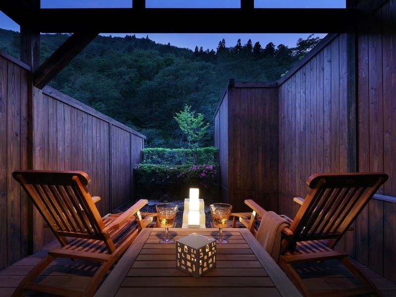 Outdoor Pictures 24