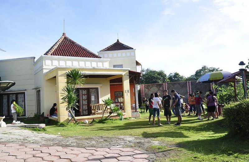 Elroi Villa Semarang