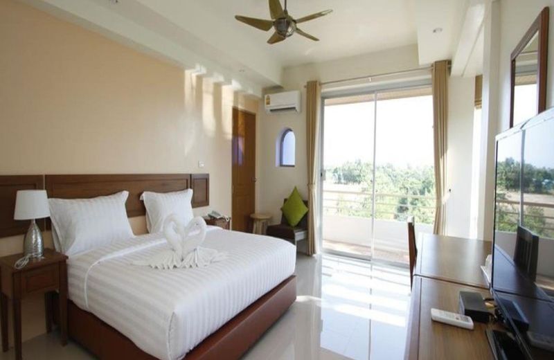 Villa Blanca Hotel & Restaurant