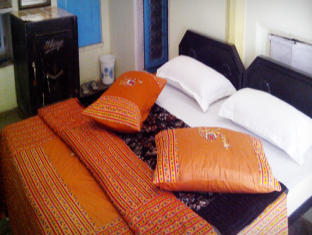 Holiday Haveli Hotel