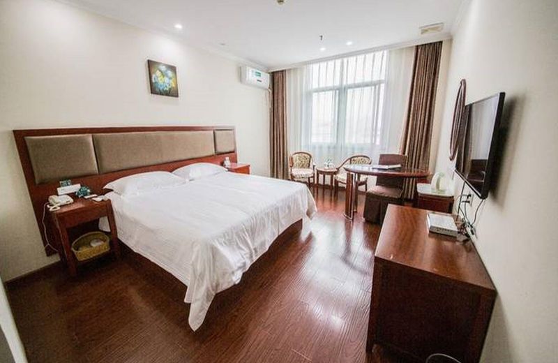 GreenTree Inn Shaoxing Zhuji Railway Station Wangyun West Road Hotel
