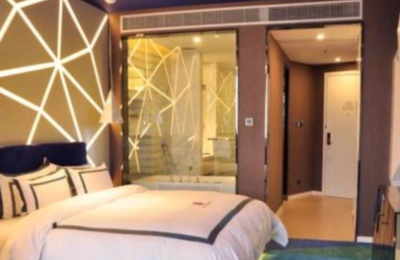 Lan Ting Xi Yue Hotel
