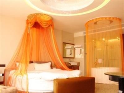 Carleton Hotel