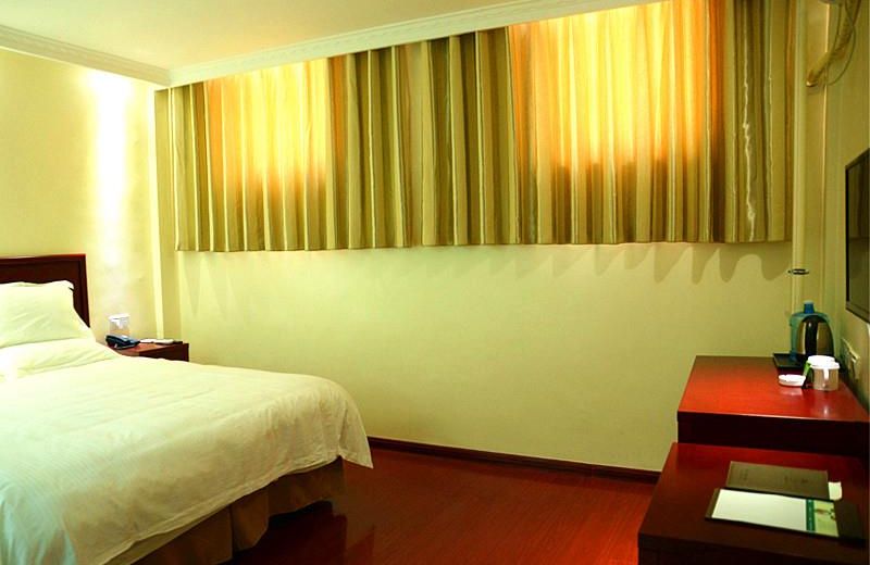 GreenTree Inn Shandong Heze Development Zone Guangzhou Road Yuehua Express Hotel