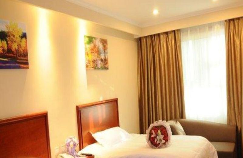 GreenTree Inn ShanDong HeZe MuDan Road Bus Terminal Station Express Hotel