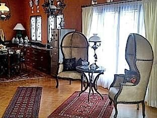 Villa Riri by the London Living