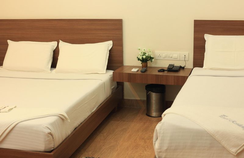 Hotel Pearl Residency