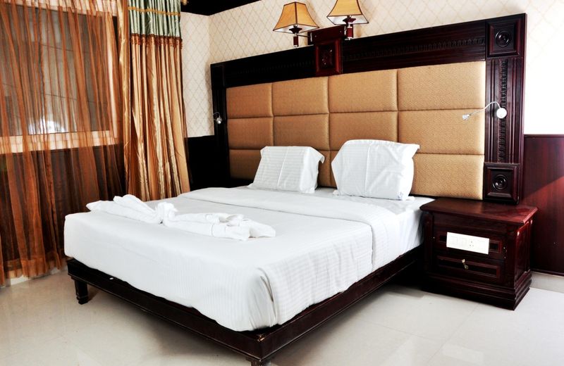 Rr Hotel - Cumbam