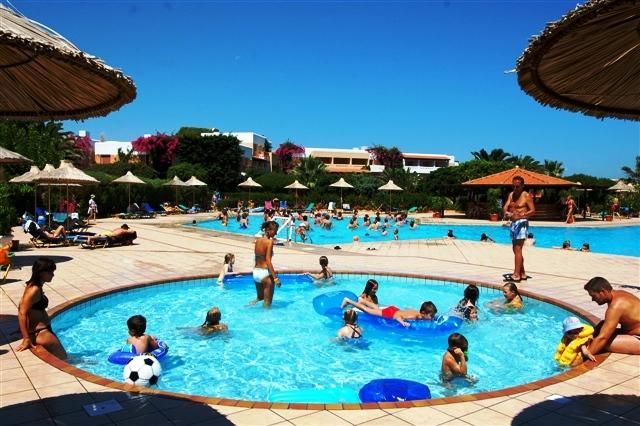 Anissa Beach Hotel