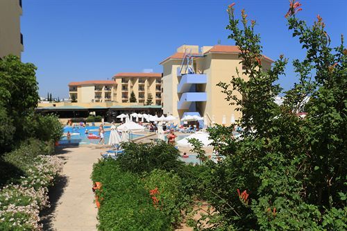Vangelis Hotel & Suites