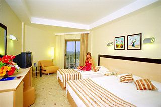 Novum Garden Side Hotel