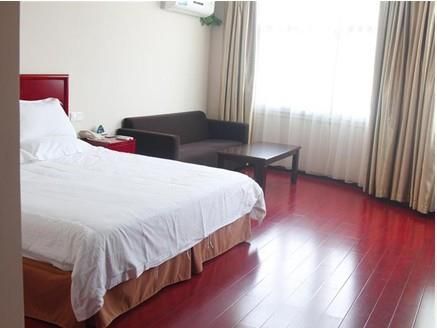 GreenTree Inn Jiangsu Lianyungang Donghai Benniu Square Business Hotel