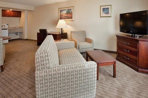 Holiday Inn Hotel & Suites Overland Park-Convention Center, an IHG Hotel