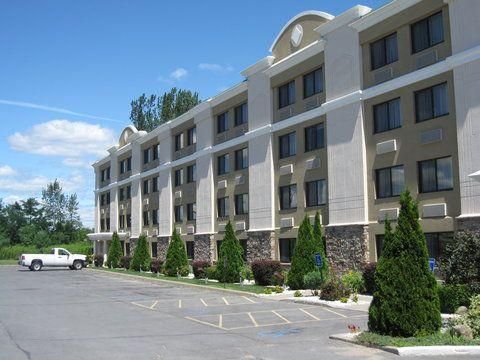 Days Inn by Wyndham Plattsburgh