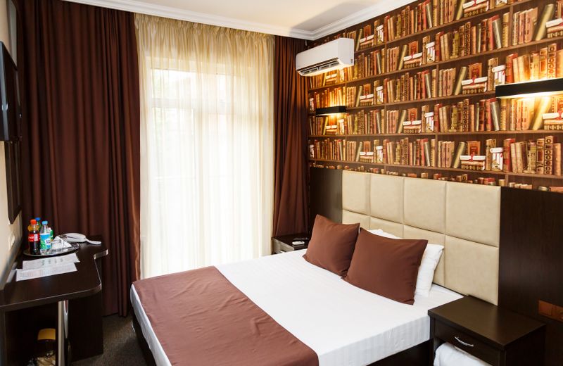 Hotel Marton Business