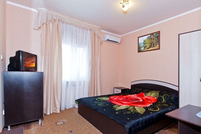 Lilia Guest House