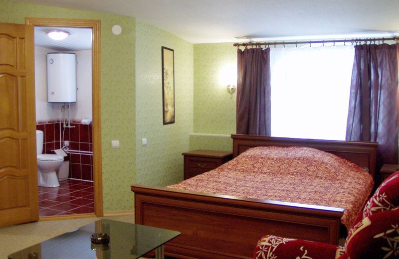 Rest Home Hotel