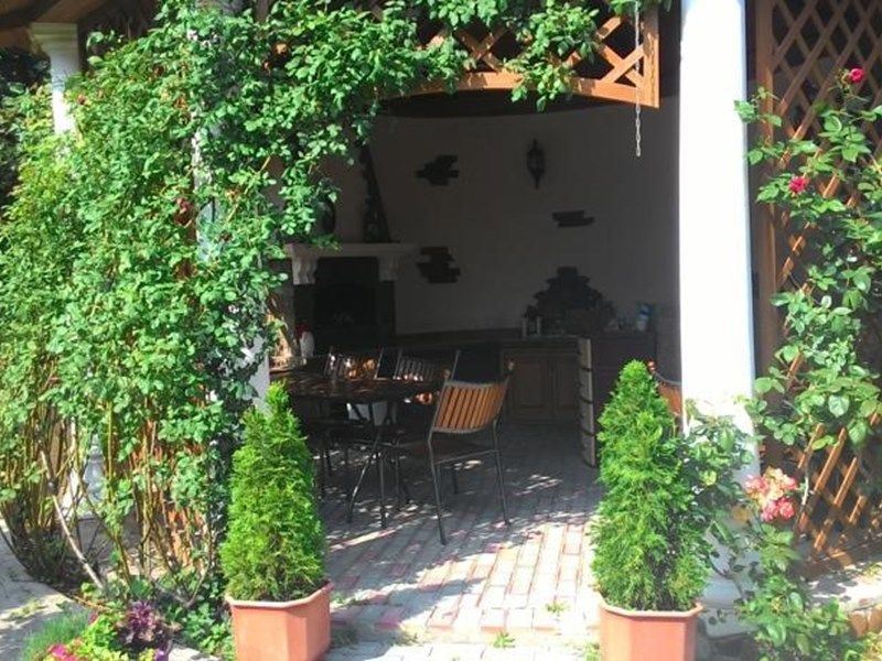 Outdoor Pictures 1
