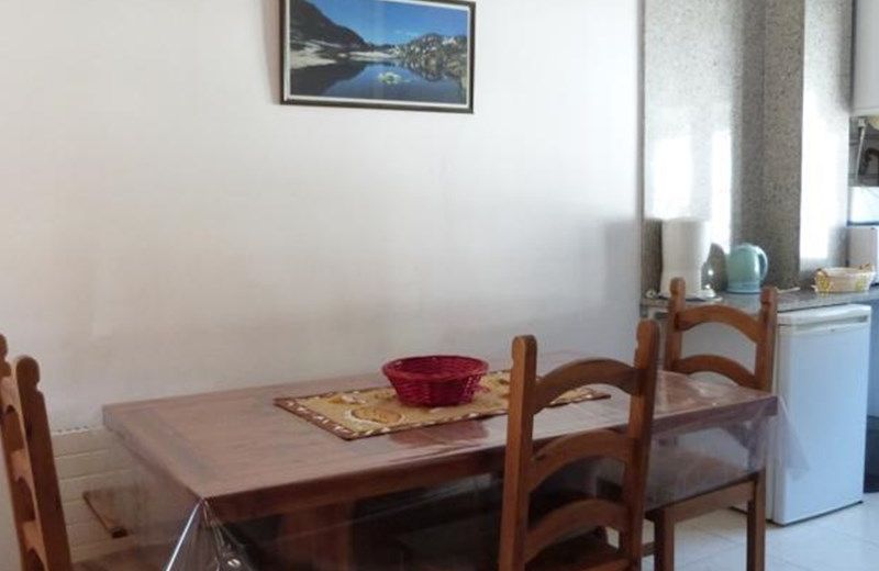 TORRE VALENTINA VACANCES PIRINENCA