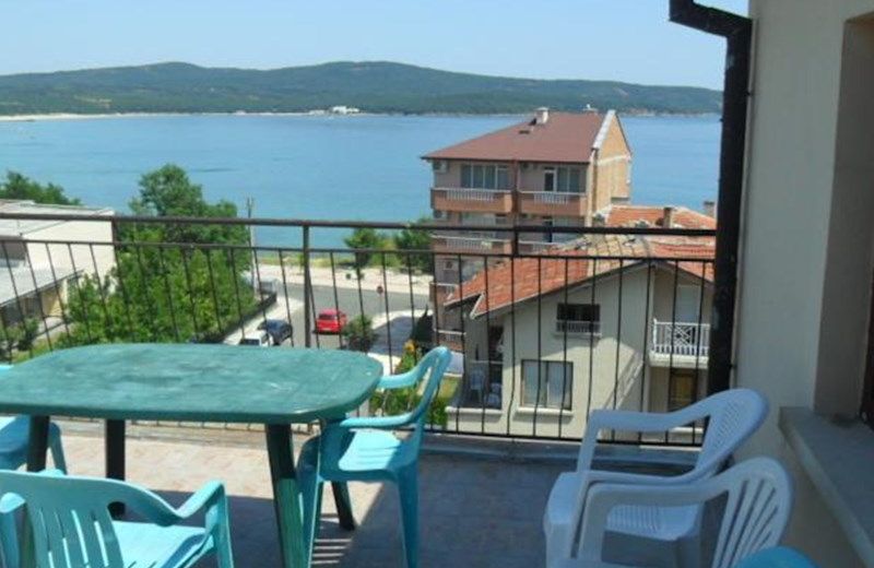 Paunovi Guest House