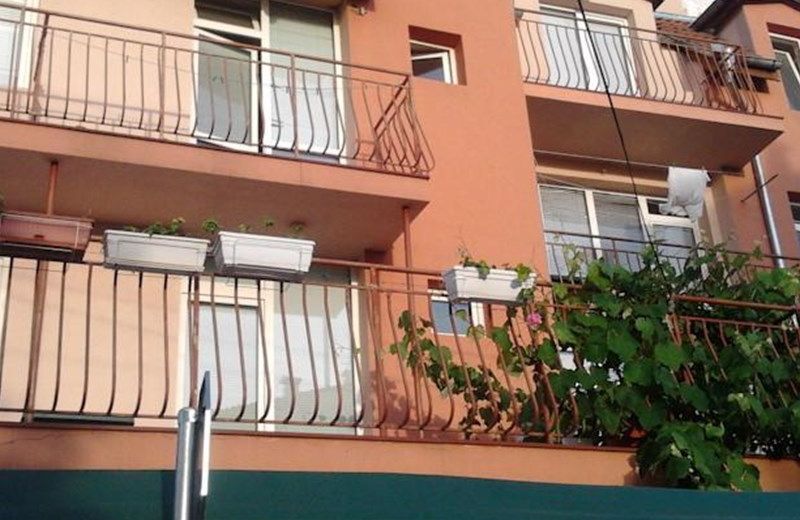 RUJA GUEST HOUSE