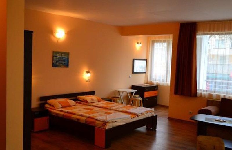 DEMIREVI GUEST ROOMS
