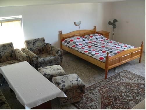 GEORGI DIKOV GUEST HOUSE